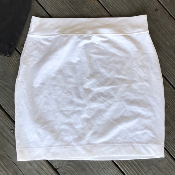 Moda International skirts - Picture 5 of 7